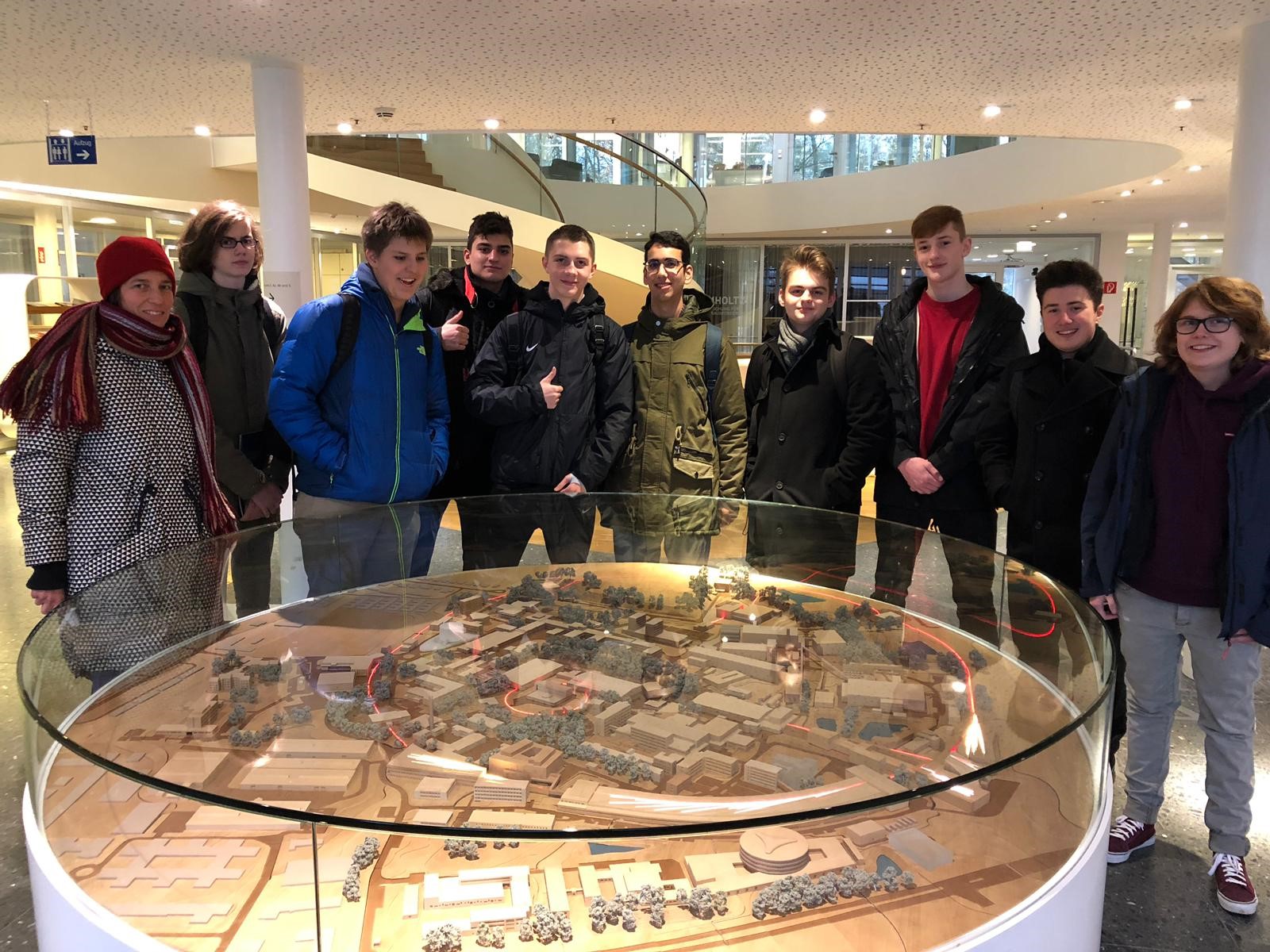 LK Physik am DESY-Modell